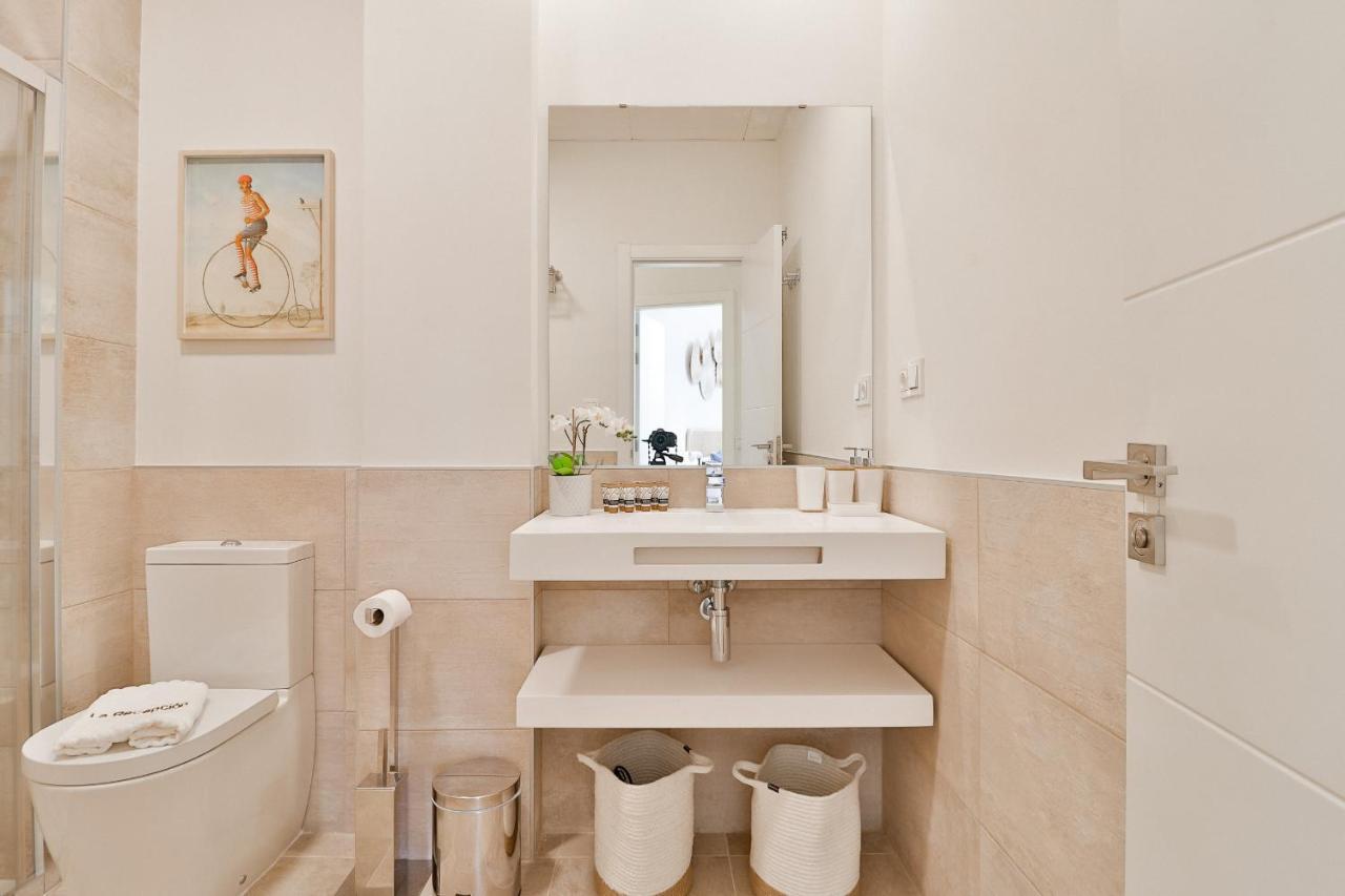 מאלגה C74 - Marvelous 3 Bedroom Apartment In Historical מראה חיצוני תמונה